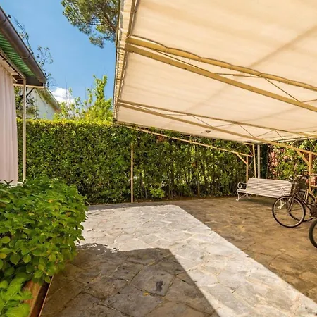 Holiday home Elena House, 1,000 Meters From Poetto *