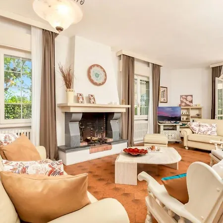 Elena House, 1,000 Meters From Poetto *