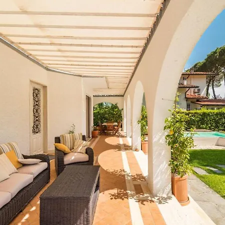 Elena House, 1,000 Meters From Poetto